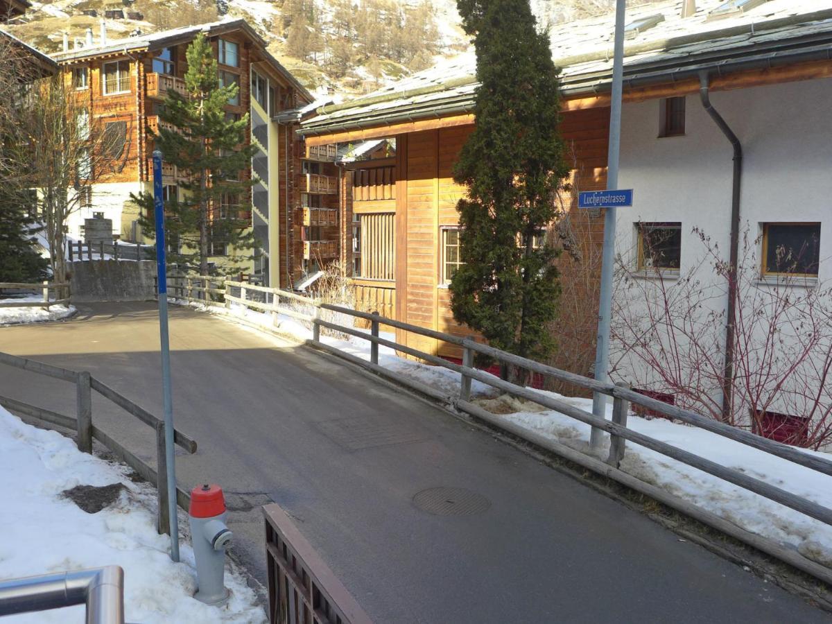 Apartment Sungold-1 By Interhome Zermatt Exterior foto